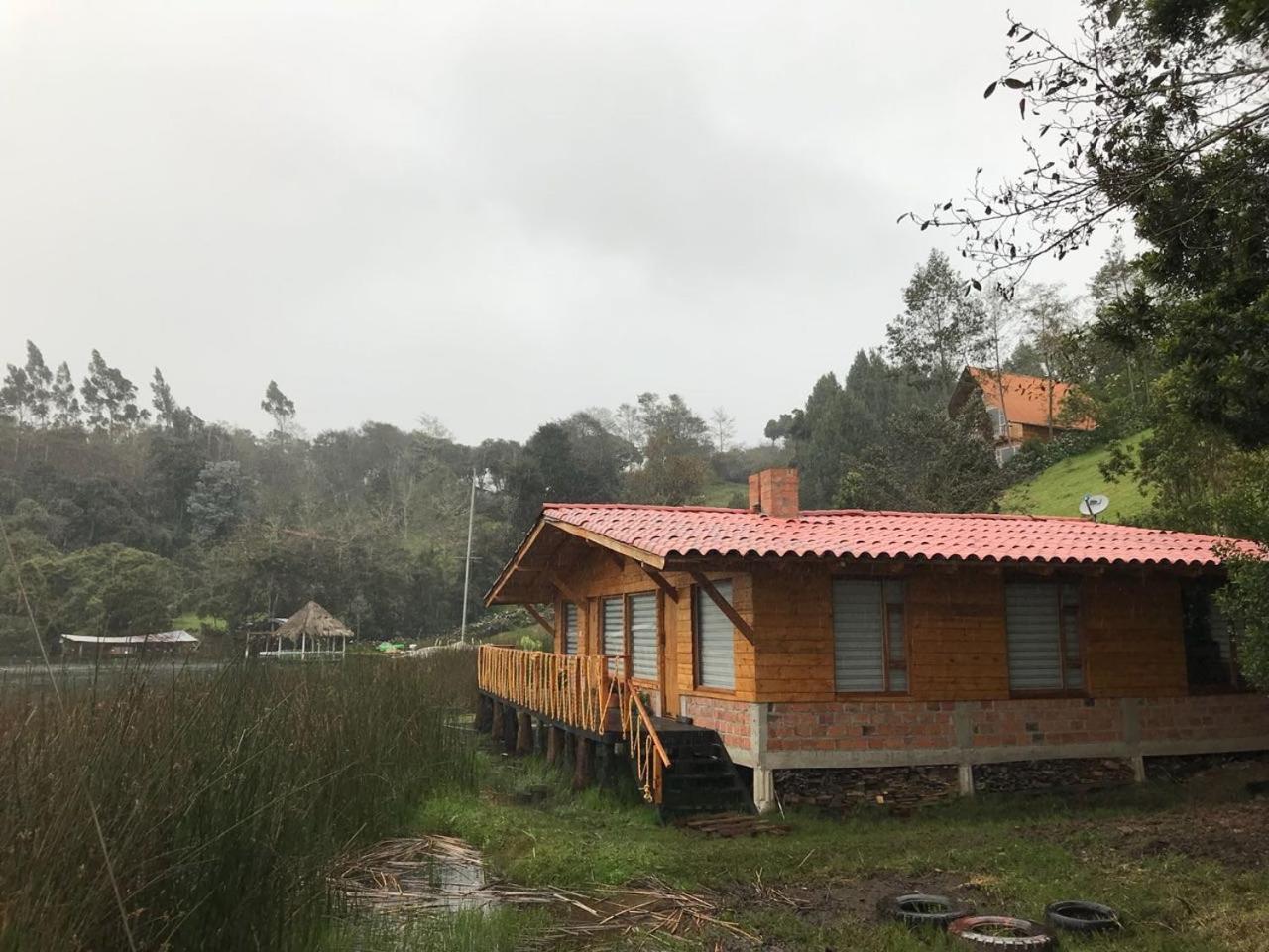 Hermosa Cabana En La Cocha-Finca Indiana El Encano Esterno foto