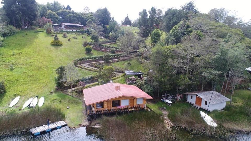 Hermosa Cabana En La Cocha-Finca Indiana El Encano Esterno foto